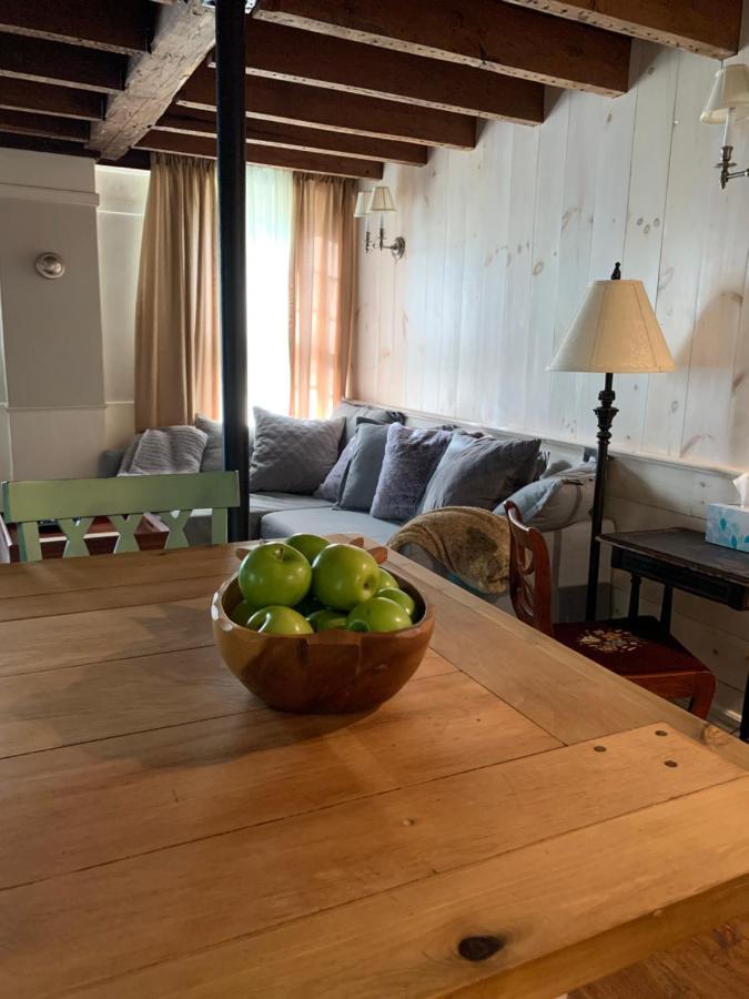 Innkeeper'S Place B&B Stafford Extérieur photo