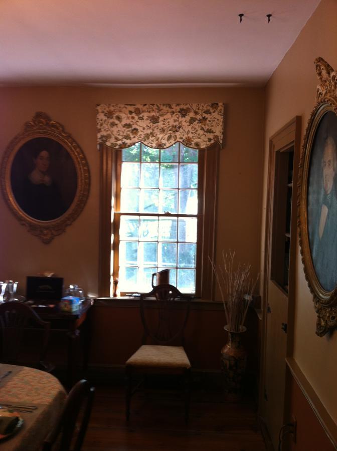 Innkeeper'S Place B&B Stafford Extérieur photo
