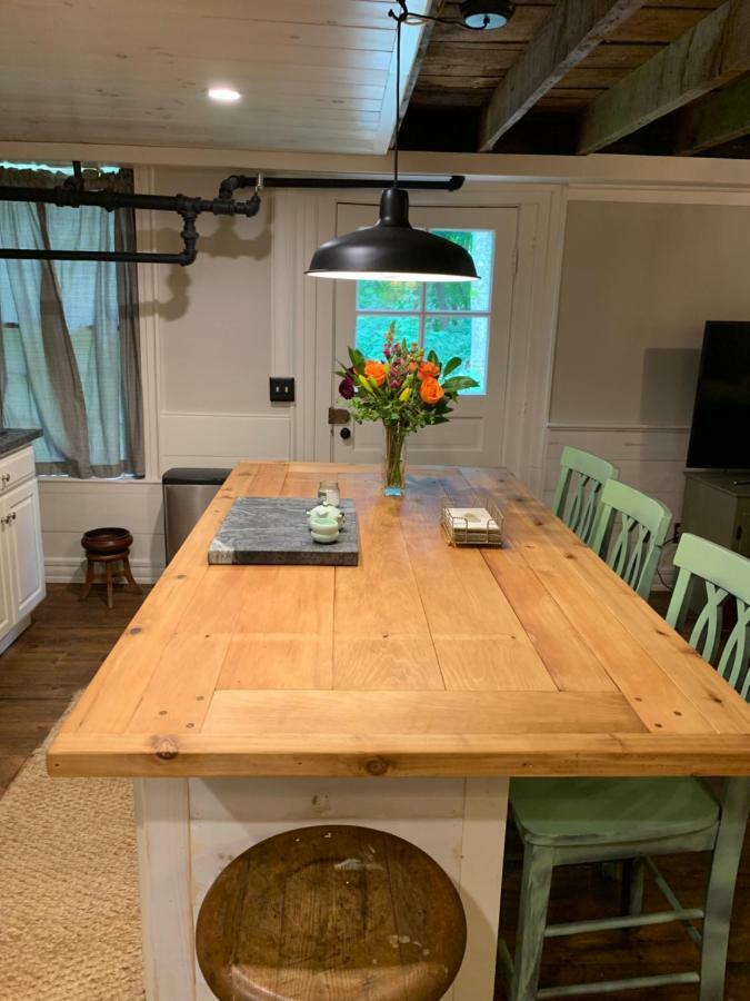 Innkeeper'S Place B&B Stafford Extérieur photo